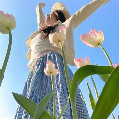美女与液体人